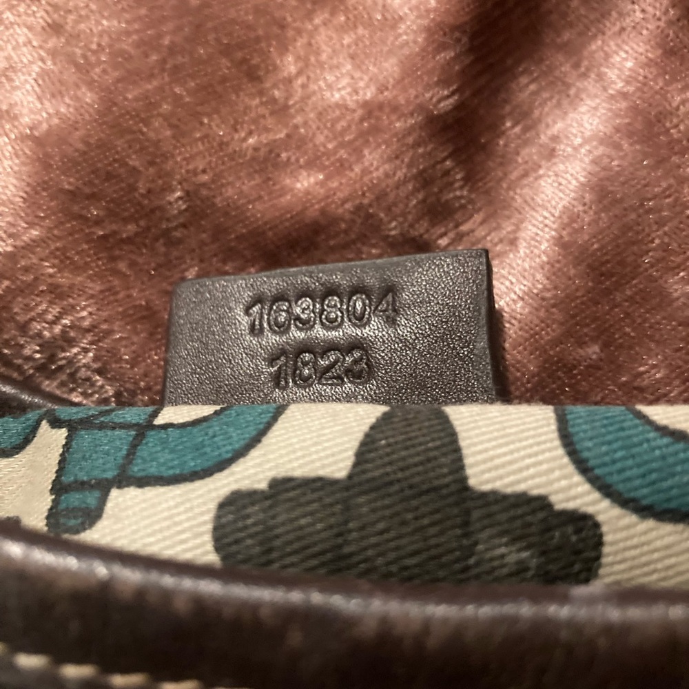 Gucci - Picture 4 of 4